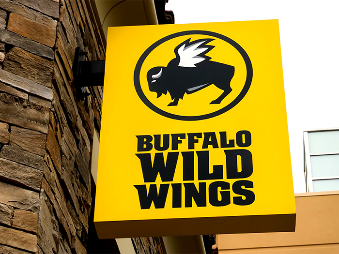 buffalo wild wings blade sign